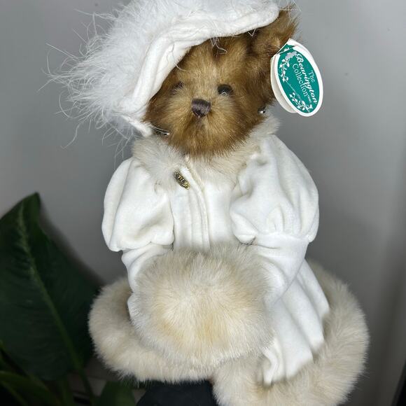 “Victoria” The Bearington Collection Retired Plush Bear W Tags 1082 14" Ivory - Picture 2 of 8